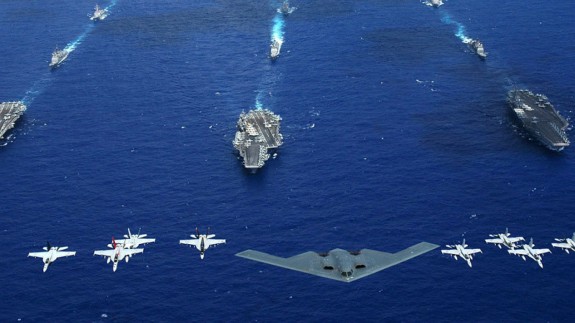 Aviones y buques militares