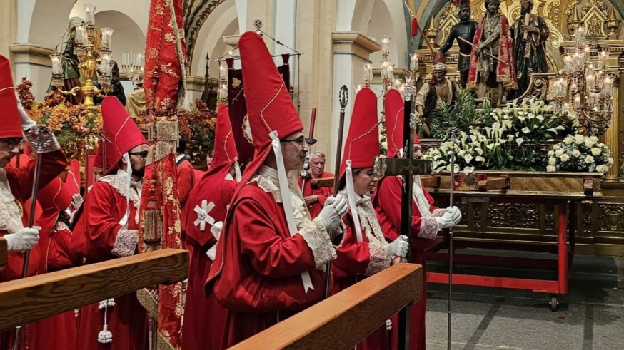 Los Coloraos salen en procesión por Murcia