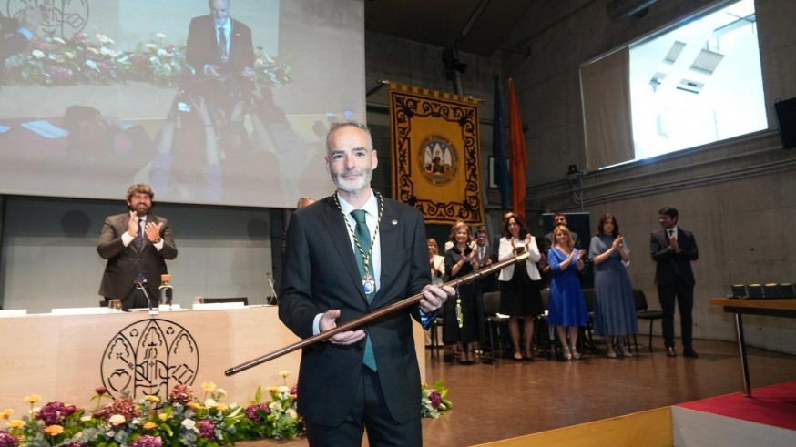 Samuel Baixauli toma posesión como nuevo rector de la Universidad de Murcia
