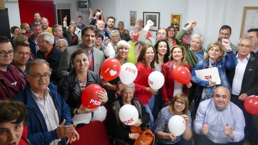 Ambiente en la sede socialista de Cartagena tras conocerse los resultados
