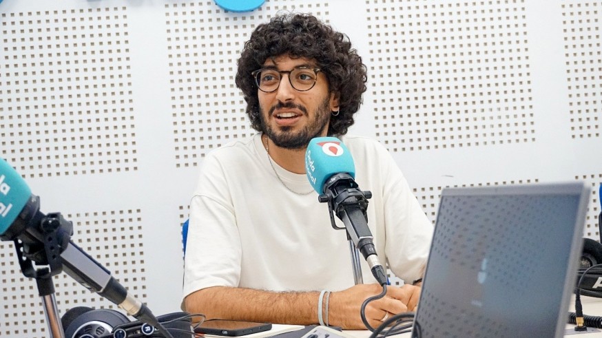 Las que faltaban. Con Amal Conesa hablamos de Elisa Fernández Guzmán, Premio de Poesía Joven Miguel Hernández 2025 con su poemario 'Después del po