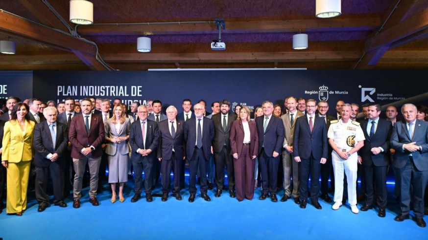 La Región de Murcia refuerza su red eléctrica y prevé más de 300 megavatios con el nuevo Plan Industrial