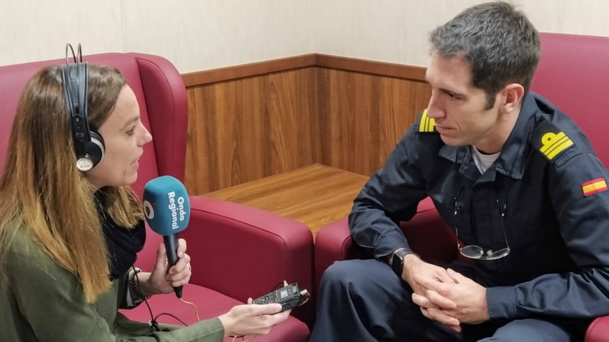 Silvia Mateo entrevista a Santiago Santamaría, comandante del Audaz