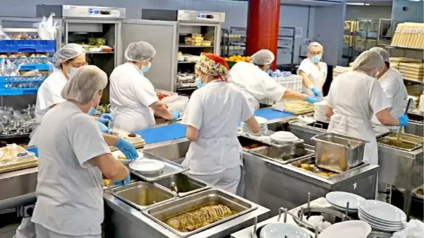¿De qué modo la alimentación mejora o agrava una patología que requiere ingreso hospitalario?