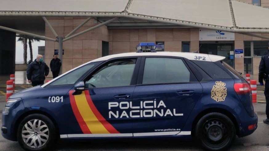 La Policía Nacional investiga la doble agresión a un médico y a un celador del hospital de Santa Lucía
