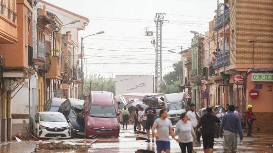 Murcia pone a disposición de Valencia y Castilla La Mancha más de 200 efectivos para buscar víctimas