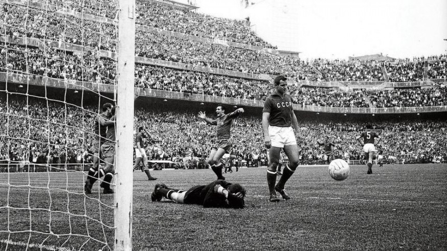 Gol de Marcelino contra Rusia en 1964