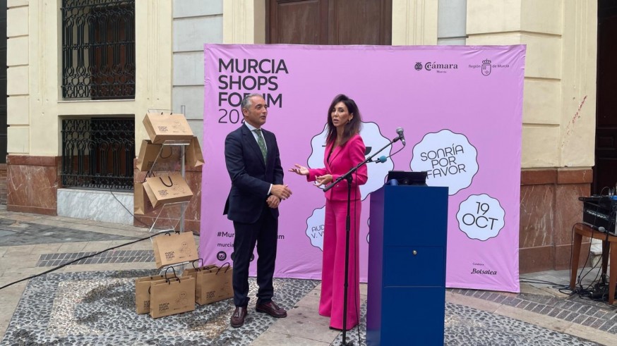 Charlas motivadoras y tips para comerciantes en el Murcia Shops Forum 2025