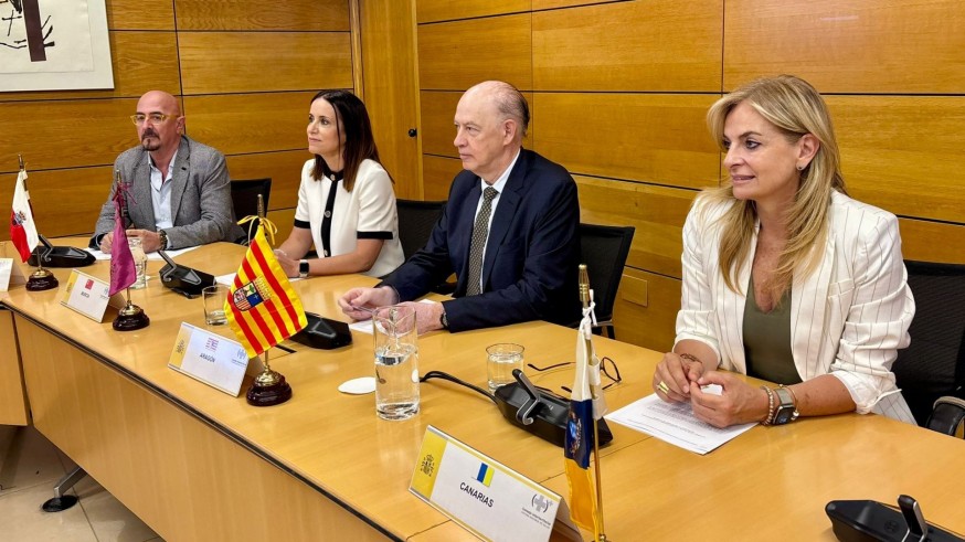 División en el Consejo Interterritorial por el estatuto de los médicos