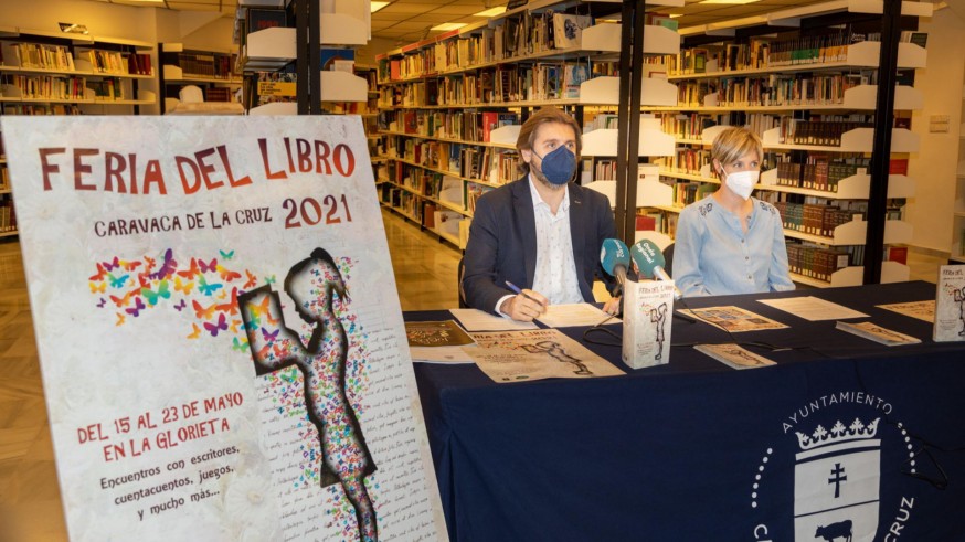 EL ROMPEOLAS. Caravaca se prepara para vivir su Feria del Libro