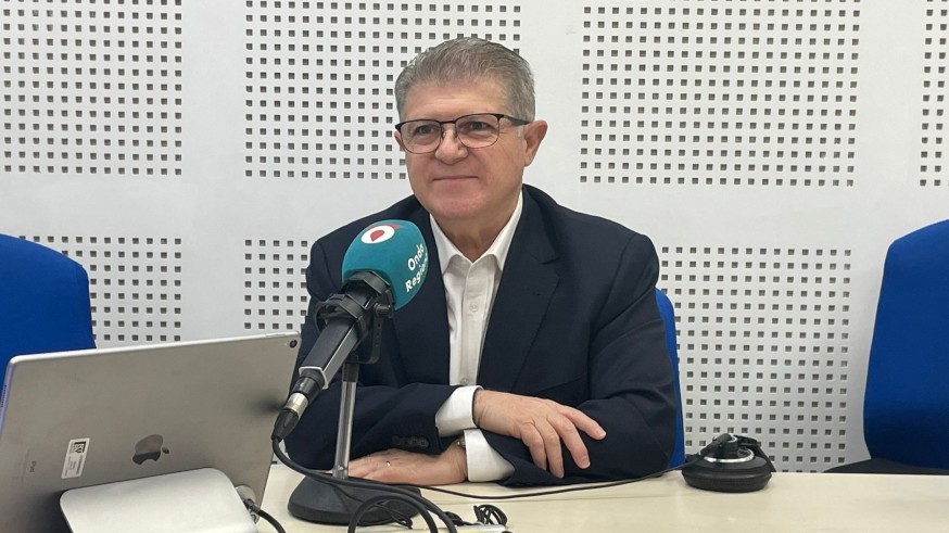 Vélez: "Un nuevo liderazgo estará en mejores condiciones para coser el partido"