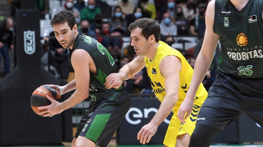 El UCAM Murcia se aleja de la copa (83-77) 