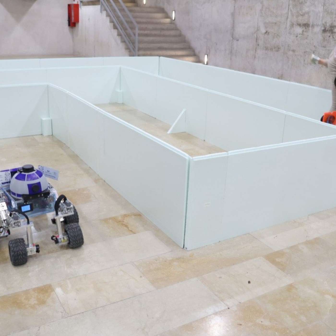 PLAZA PÚBLICA T06C255 Pedreño: "En la tramitación de simplificación administrativa podría incluirse una reducción de los requisitos para las empresas que quieran implementar Inteligencia Artificial" (04/09/2025)