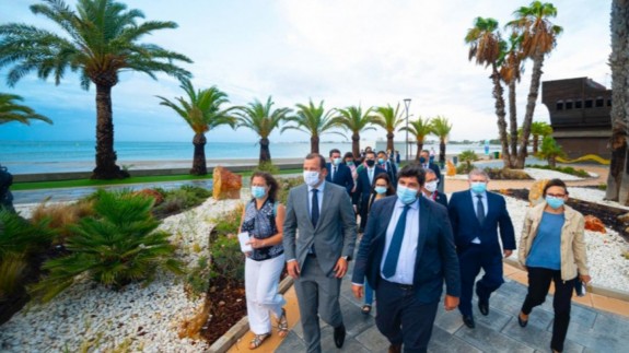 Una delegación de europarlamentarios visita desde este miércoles el Mar Menor