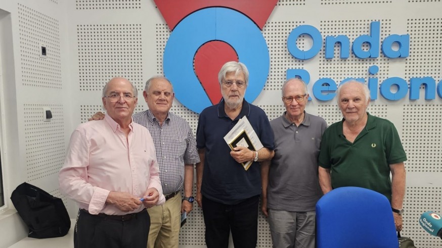 Con Eloy Sánchez Rosillo y su reciente "Venir desde tan lejos"