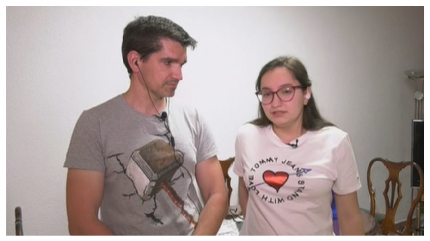 Verena junto a su padre