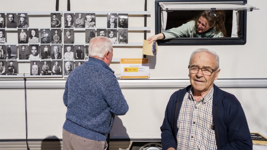 De versos, cartas y fotografías
