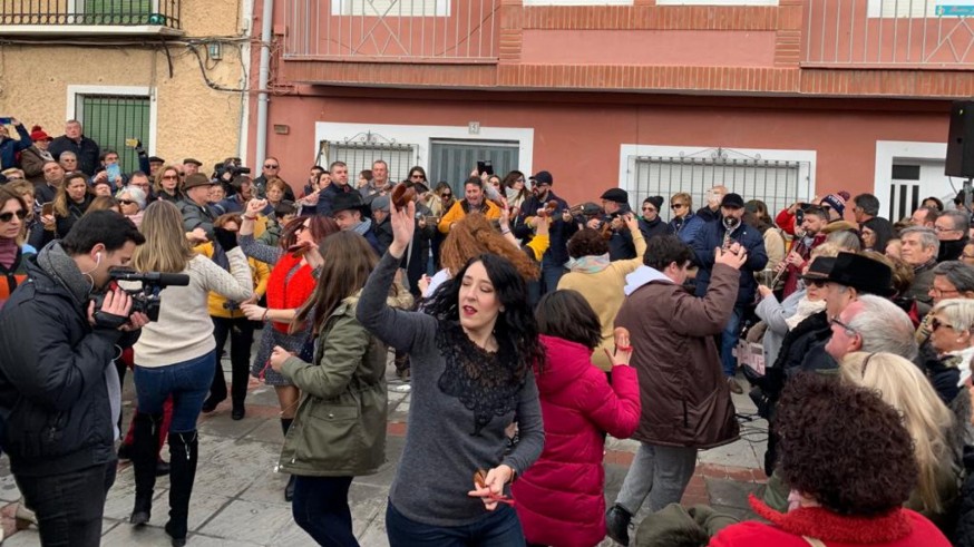 Bailes en las calles de Barranda en la Fiesta de las Cuadrillas