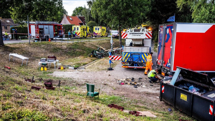 Aumentan a 6 los fallecidos en Róterdam tras un accidente de un camión murciano