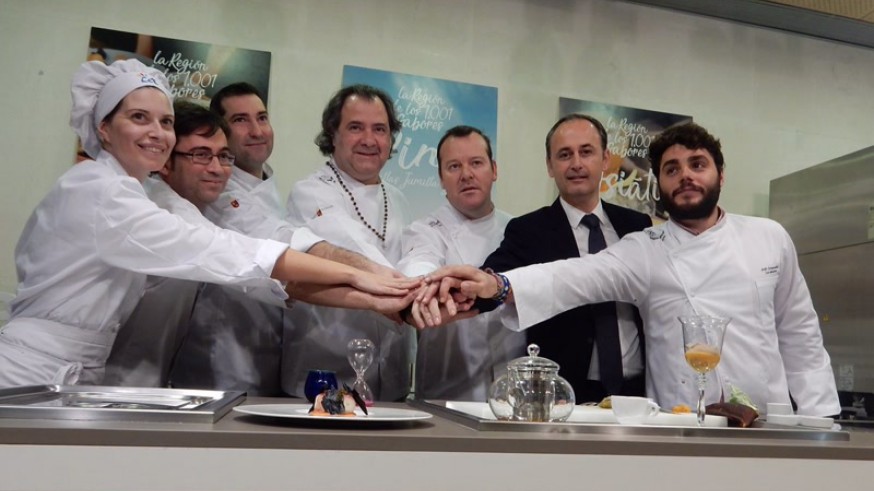 Los cocineros que representarán a la Región en Madrid Fusión junto al consejero Javier Celdrán