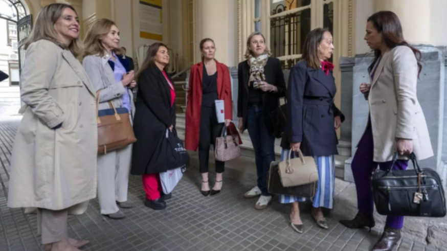 Las autonomías tienen diez días para aportar información al Ministerio de Infancia sobre los menores que acogen