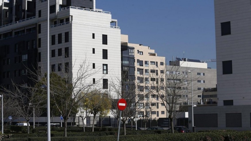 El CES señala que el acceso a la vivienda requiere más construcción y poner en uso los pisos vacíos