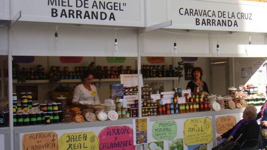 Puesto de venta de Ángel Miñano en Murcia coincidiendo con Todos los Santos