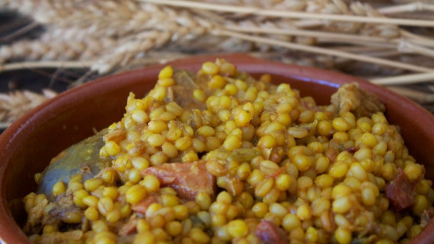 Guiso de trigo de Irene, una de las recetas de hoy con Belén Carrascosa 