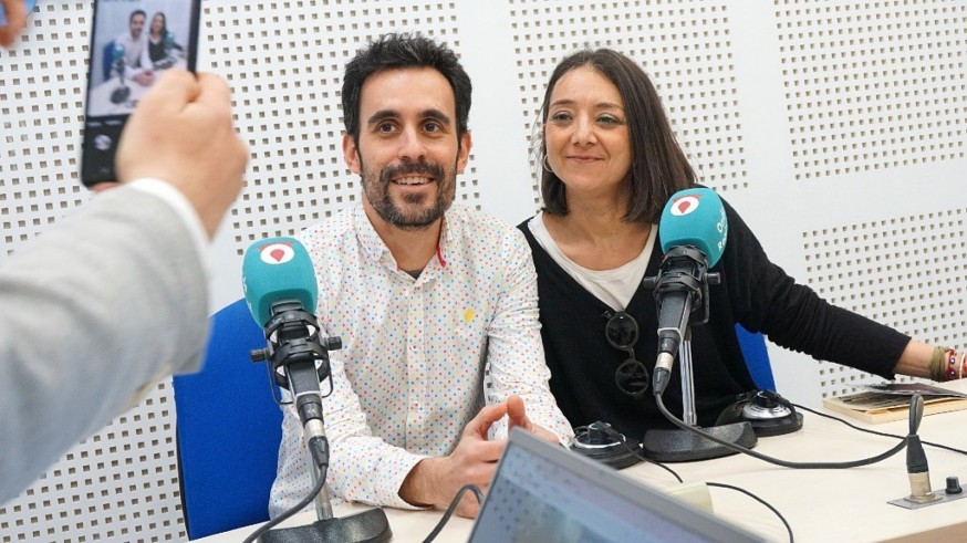 Con Marta Delgado y Álvaro Pintado hablamos del Día Mundial de la Poesía y de los 20 años del Colectivo Iletrados