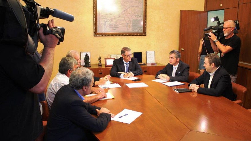 Reunión en la sede de la confederación