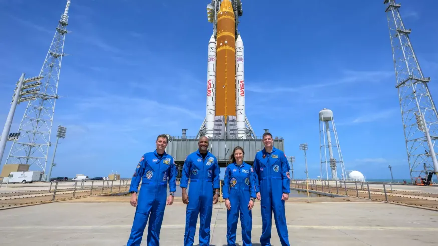 Astronomía con Fernando Ortuño. Artemis II: El exitoso retorno a la órbita lunar que marca el inicio de una nueva era espacial