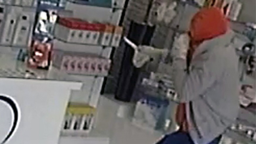 Captura de vídeo del momento del atraco a la farmacia