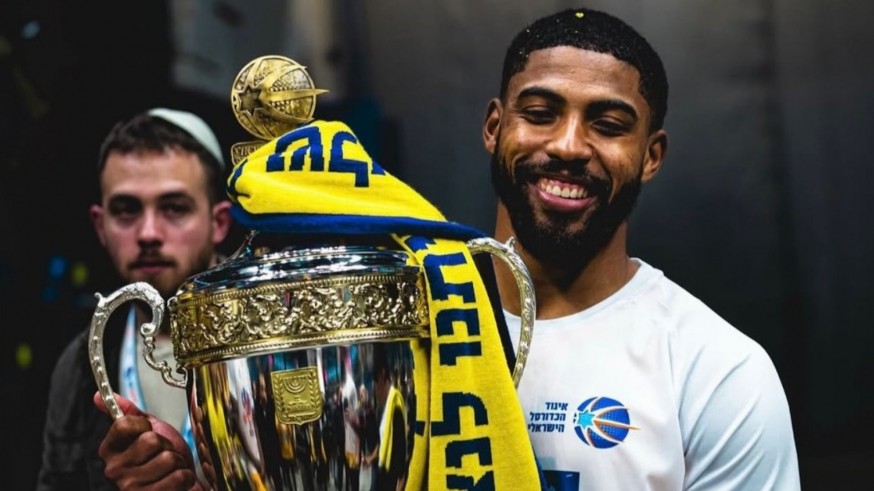 El UCAM Murcia firma al base David DeJulius