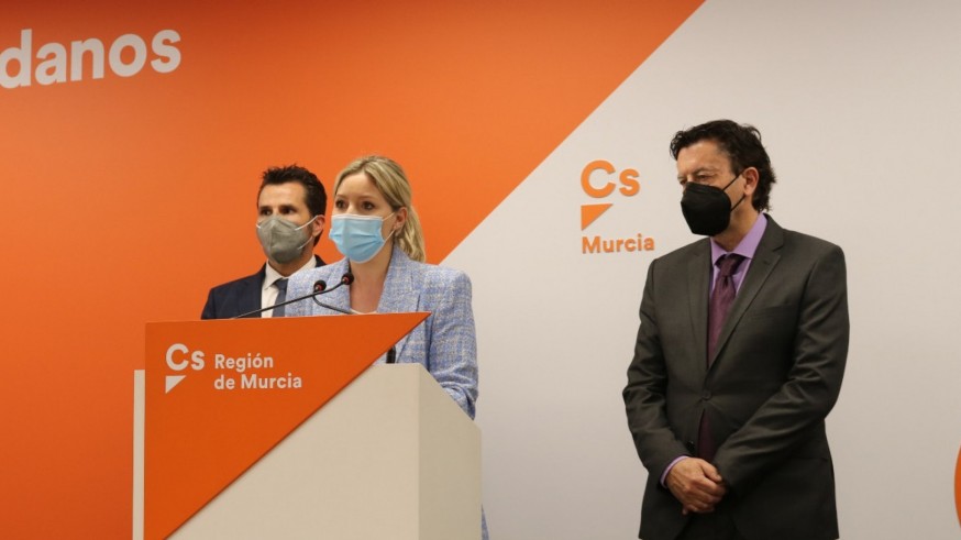 Martínez Vidal junto a Mario Gómez y Juanjo Molina