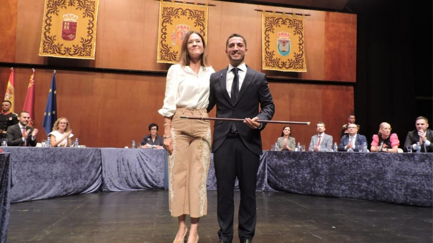 Águilas. Cristóbal Casado ya es nuevo alcalde de la ciudad