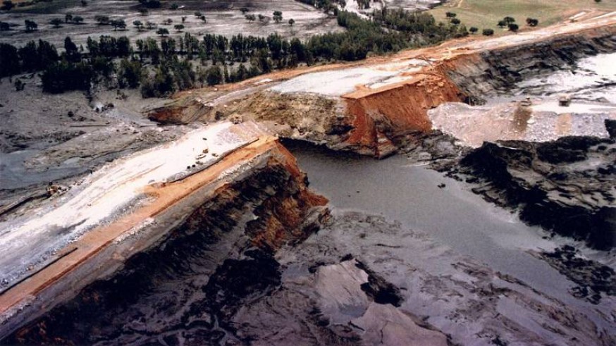 Vertido de lodos tóxicos de la Balsa Minera de Aznalcóllar