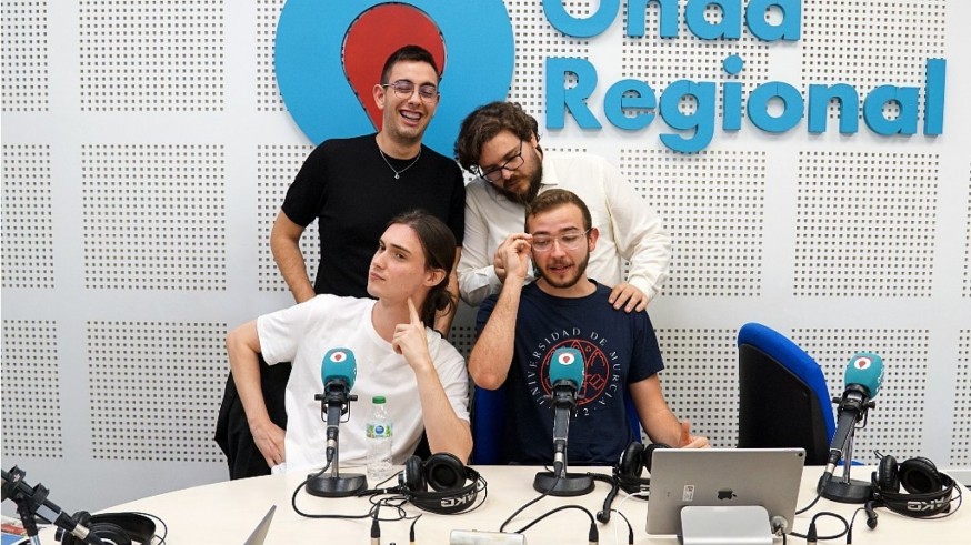 En Son los nervios hablamos de Eurovisión con José Manuel Cerdá, Kiko Torres, David Hortelano y Cristóbal Alcaraz, del Club de Debate UM