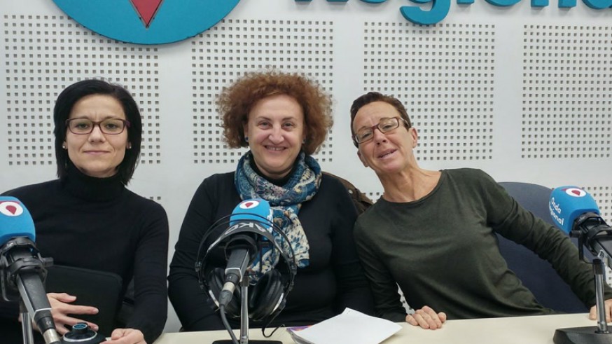 Antonia María Muñoz, Maria José Durán y Carmen Castillo en Onda Regional