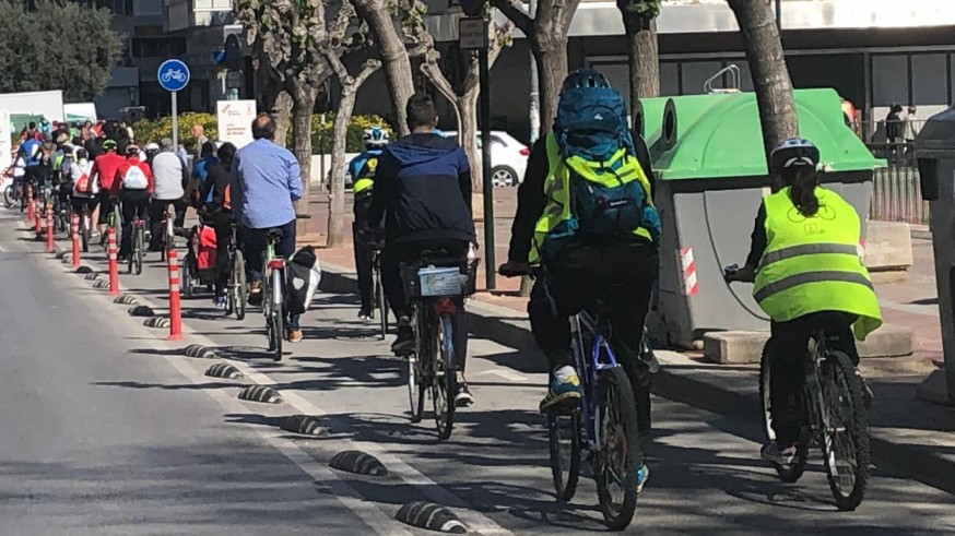 La marcha cicloturista de Murcia a favor del Banco de Alimentos