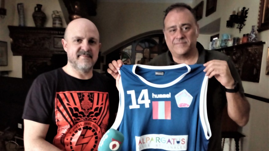José Luis Ramón Vilaplana y Enrique Fernández, del Club 'Siyasa Basket'