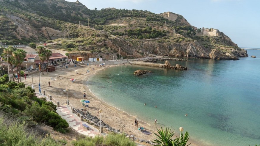 Cala Cortina se convierte en un set de rodaje 