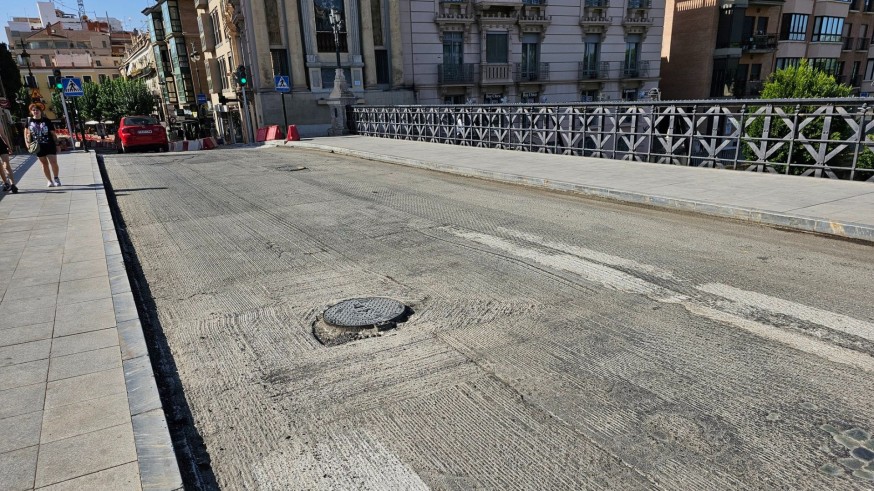 Ruiz: “Ballesta pone en peligro a los murcianos abriendo el Puente Viejo en estas condiciones”