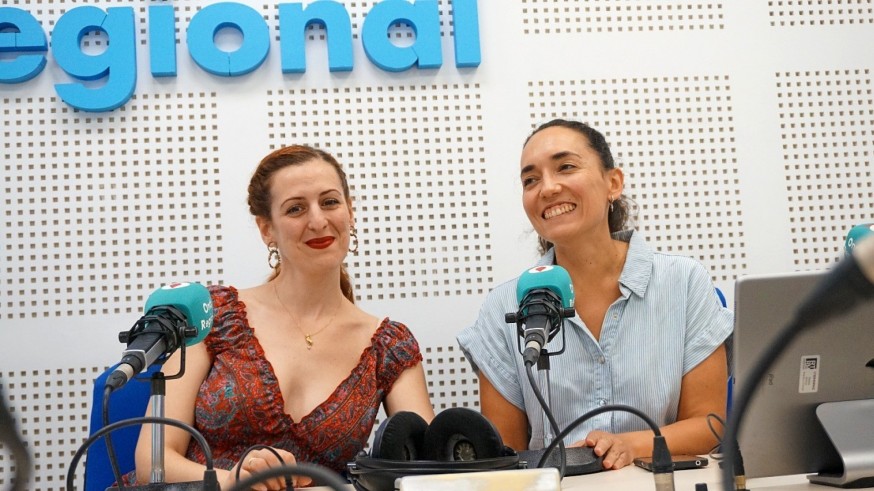 ¿Y con esto qué hago? Hablamos de desconexión del trabajo en vacaciones, con Patricia Espinosa (psicóloga) y Juana Guardiola (educadora infantil)