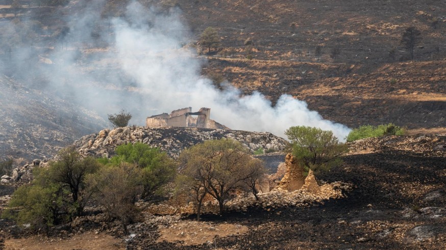 La Región de Murcia desplaza un helicóptero y una brigada forestal para apoyar la extinción del incendio de Teruel