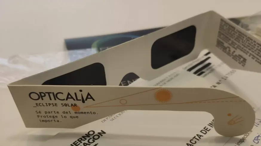 Ordenan la retirada de seis modelos de gafas para el eclipse