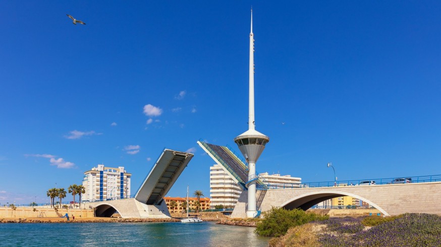 Nueva avería en el puente de El Estacio. Los vecinos siguen pidiendo soluciones
