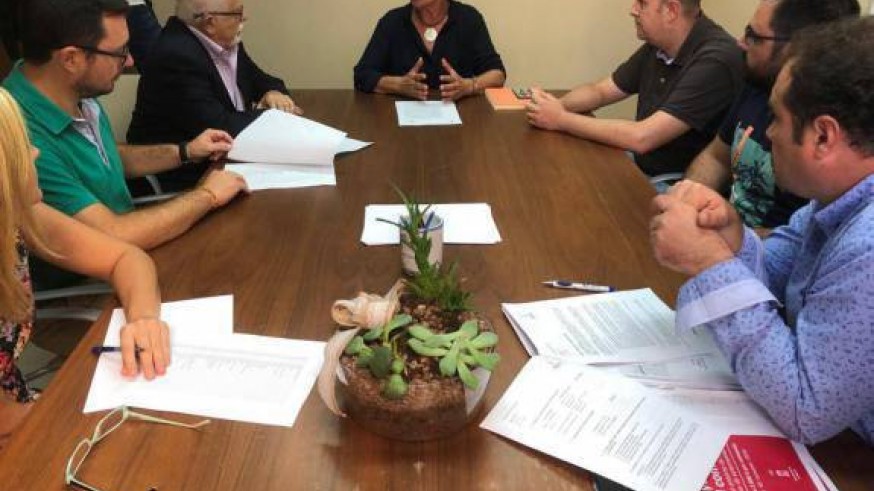 Pelegrín se reunió el pasado mes de octubre con los presidentes de juntas municipales de la zona afectada