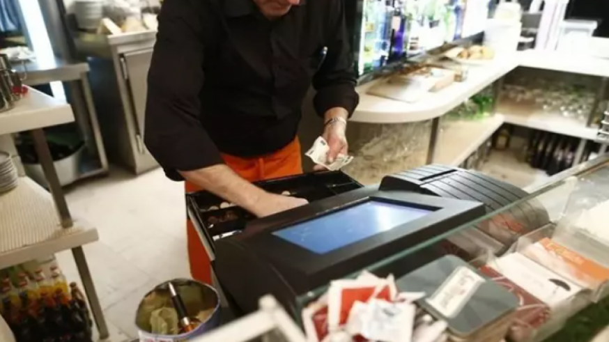 caja registradora en un bar