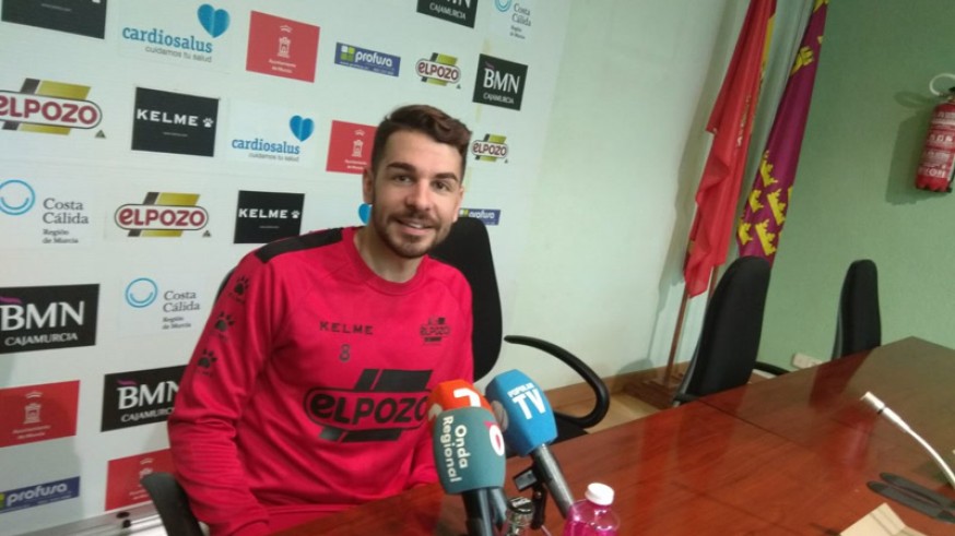 Andrés: "Queremos brindar a Miguelín una victoria ante el Barça"
