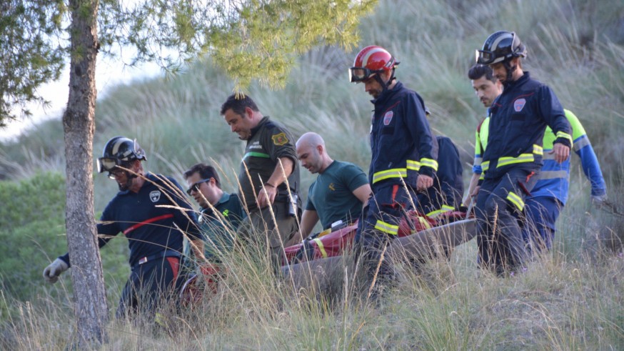 Rescate de la mujer accidentada. CLAUDIO CABALLERO